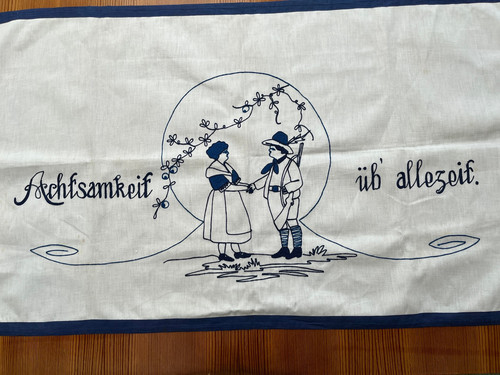 Wandbehang übertuch bestickt - wandbehang,